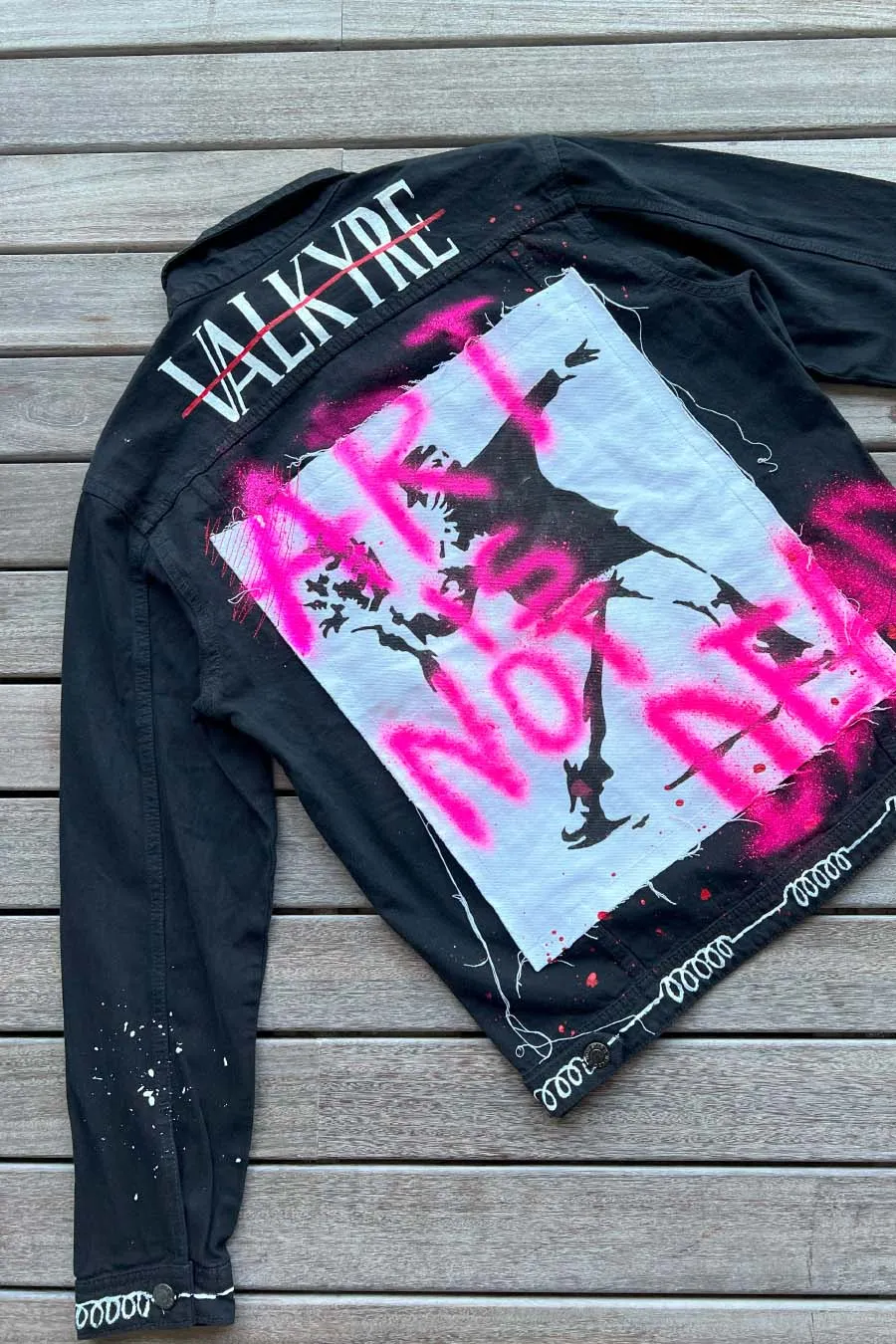 ART IS NOT DEAD' VANDALISM VALKYRE JACKET